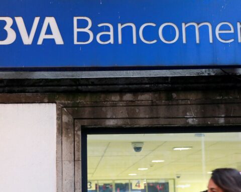 The CNBV announces fines against BBVA, Altos Hornos, GBM and Autofin