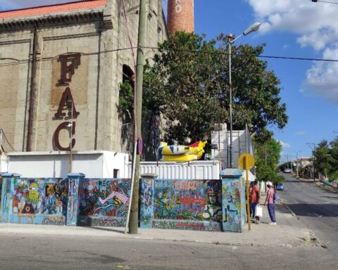 The Cuban Art Factory opens its doors after the pandemic and the death of the convertible peso