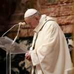  El papa indígenas Papa Francisco "preocupado" por Ucrania y el riesgo para la seguridad de Europa