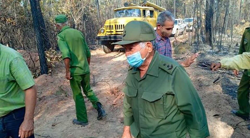 The battle to put out the great forest fire in western Cuba continues