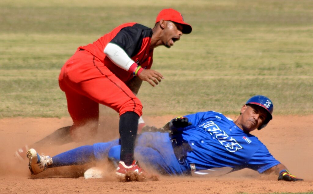 Béisbol Ricardo López Hevia