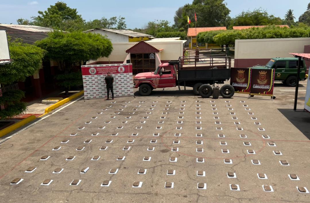 They arrested a subject with 130 panels of marijuana
