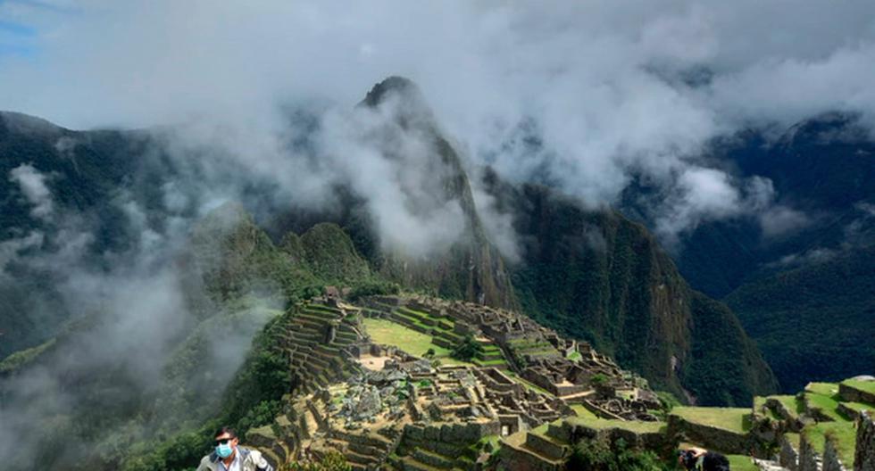 They create the 'Imperial Express' so that people from Cusco can get to know Machu Picchu for free