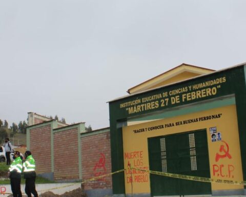 They find subversive graffiti in Huancayo asking for the death of the criminals of the town