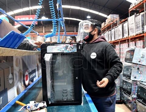 They foresee an economic growth of 4% for this year