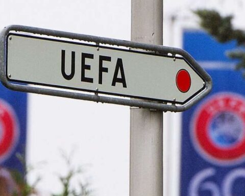 UEFA introduces a control of the wage bill within the financial fair-play