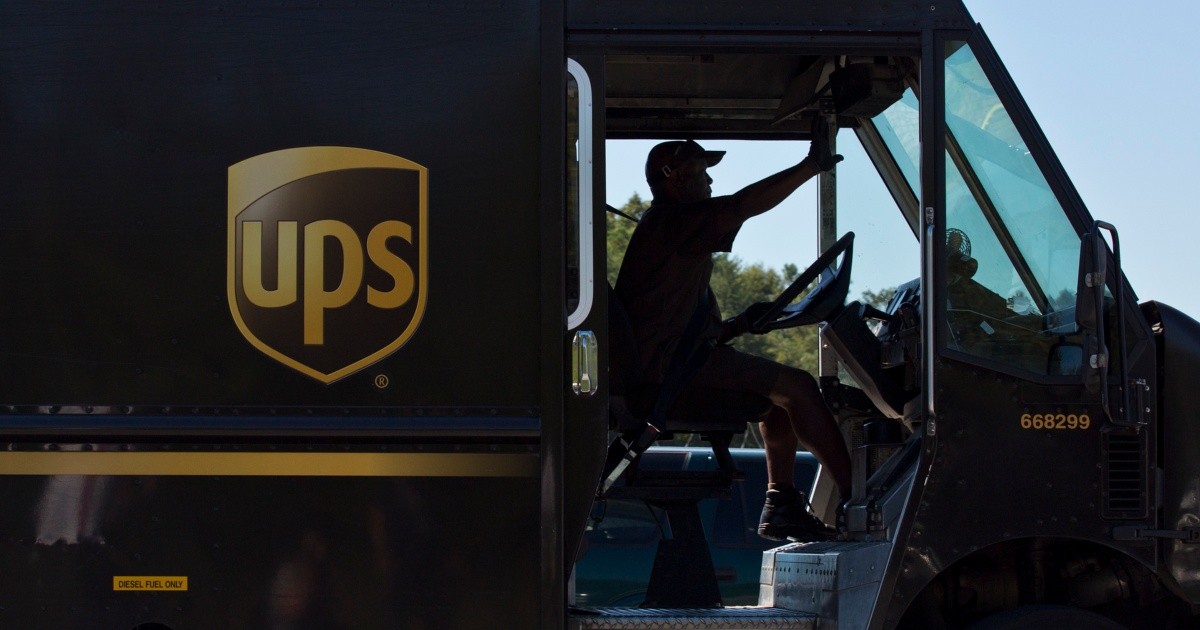 UPS reports quarterly earnings above expectations
