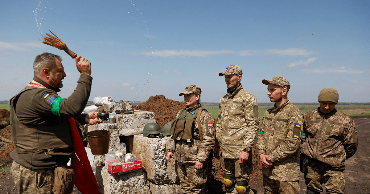 US Secretaries of State and Defense visit kyiv two months after the Russian invasion of Ukraine