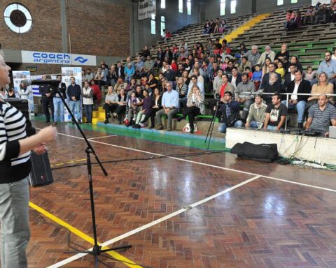 UTE electrifies urban and rural areas of Salto and Artigas