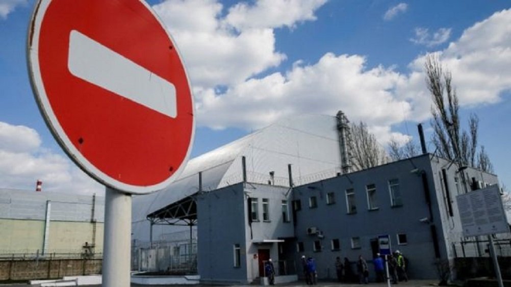 El OIEA señaló que Ucrania le ha informado de que en la central se ha llevado a cabo la primera rotación de personal desde que las tropas rusas se hicieron con la planta. Foto: REUTERS, vía BBC.