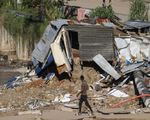 Venezuela expresa su solidaridad con Sudáfrica tras devastadores efectos de lluvias