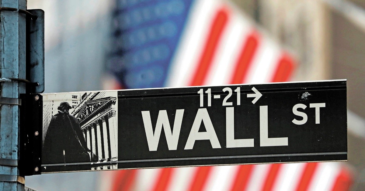 Wall Street indices advance after negative start to the day