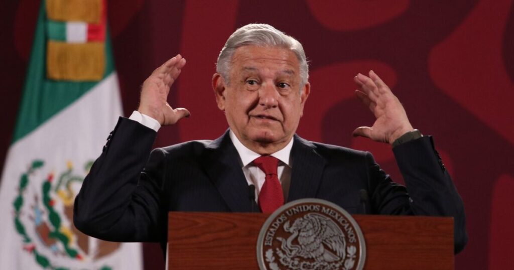 "We are armored against treason," says AMLO while discussing reform