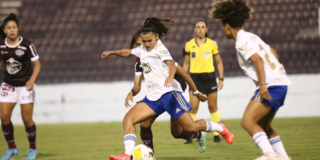 With ex's law, Cruzeiro surpasses Ferroviária for the Brazilian Women's