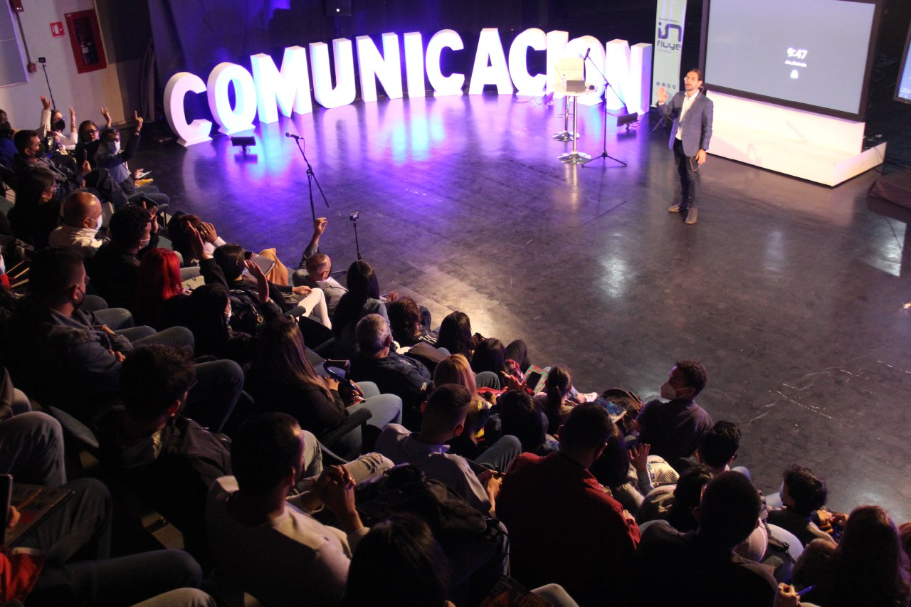 Workshops strengthen new communication era