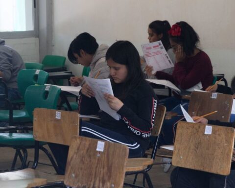 Young people fail to finish high school due to inequalities