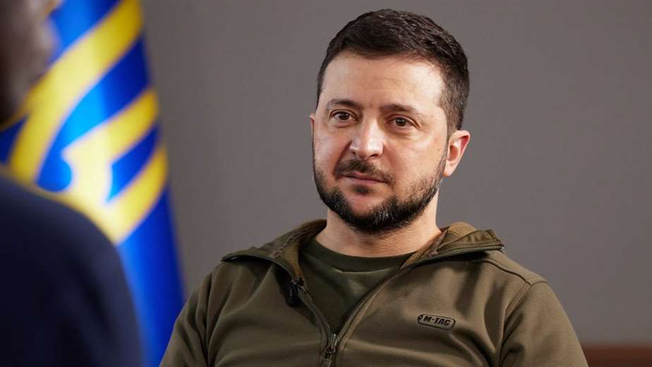 "Some European countries are making blood money": President of Ukraine Volodymyr Zelensky speaks to the BBC