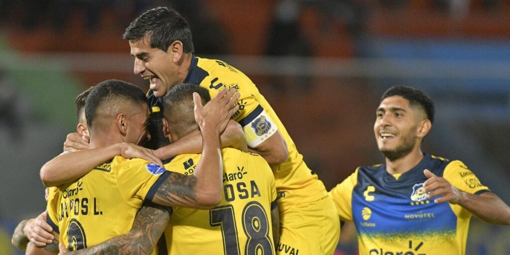 0-2: Everton say goodbye with win at Wilstermann's home