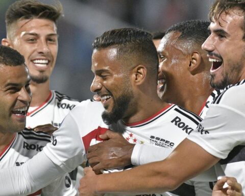 1-3: Sao Paulo, with a firm step in Bolivia