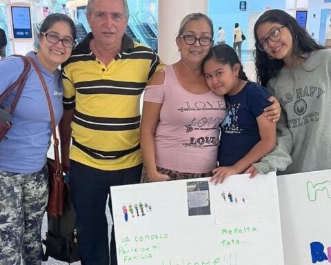 20,000 dollars and 58 days of anguish in Guyana to reunite a Cuban family in the US