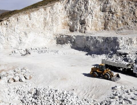 80% of mining turnover remains in the country, according to an official report