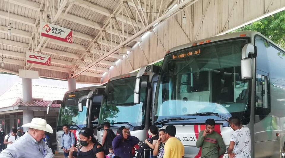 A heart attack truncates the American dream of a Cuban woman on a bus in Mexico