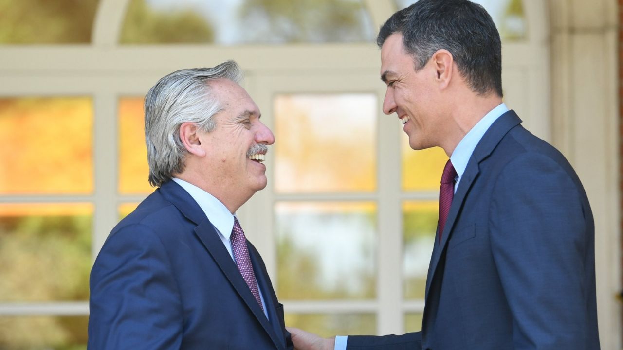 Alberto Fernández met in Spain with Pedro Sánchez: what they talked about