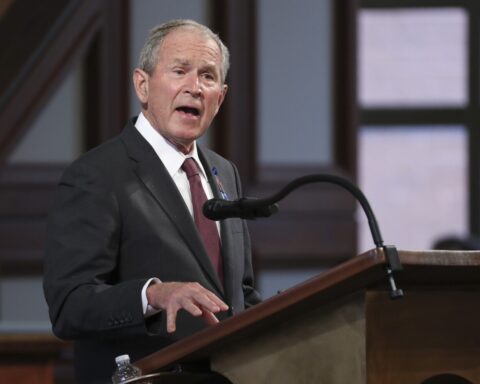 El ex presidente George W. Buh es una foto de archivo del 2020.