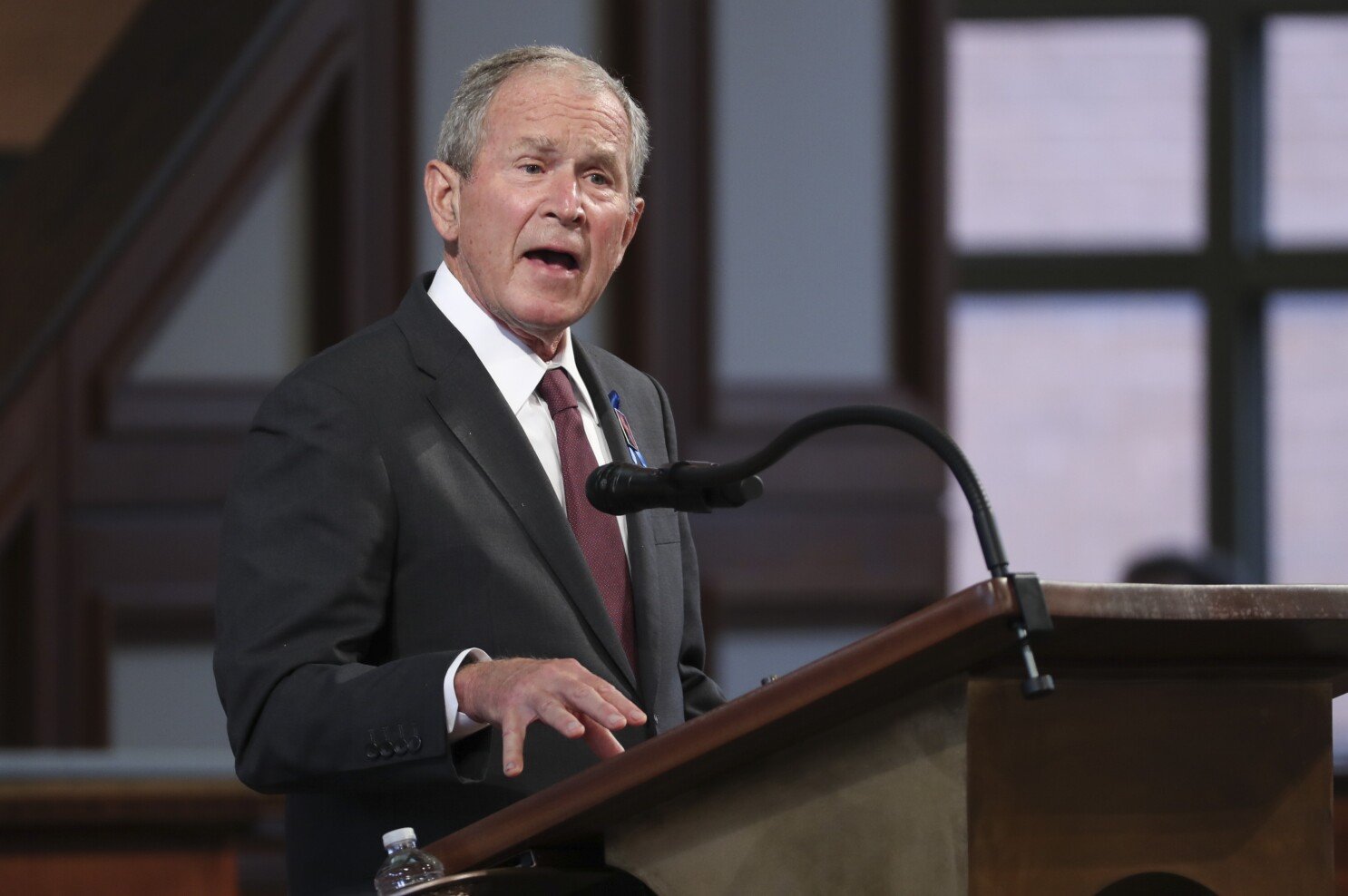 El ex presidente George W. Buh es una foto de archivo del 2020.