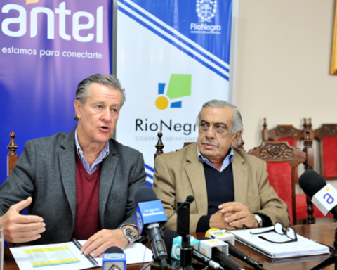 Antel will allocate 1.3 million dollars to fiber optics and radio bases in Río Negro
