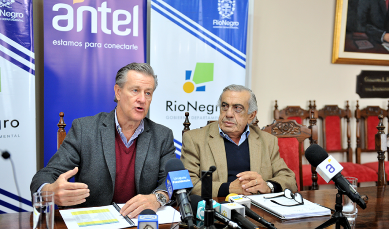 Antel will allocate 1.3 million dollars to fiber optics and radio bases in Río Negro