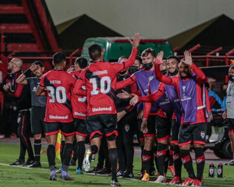 Atlético-GO wins in the Sudamericana with a goal from Jorginho