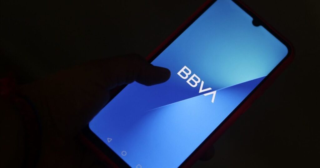 BBVA Mexico reports 200,000 accounts with negative balances