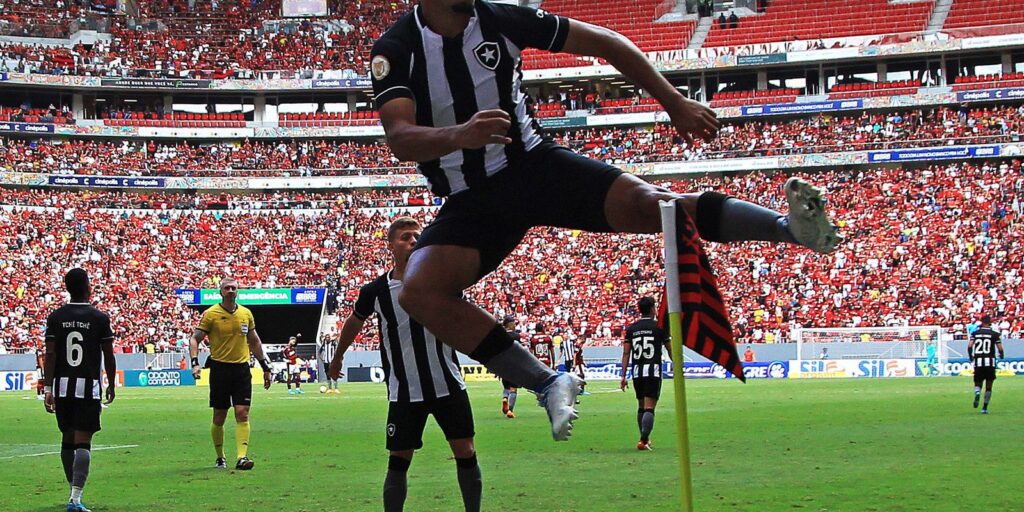 Botafogo beats Flamengo, breaks taboo and climbs the Brazilian table