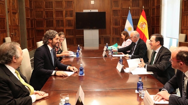 Cafiero and his Spanish counterpart described "Excellent" to the relationship between the two countries