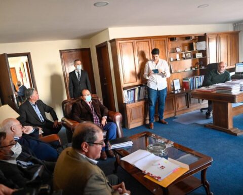 Caja de Profesionales and the Ministry of Labor create a working group to deal with proposals with solutions