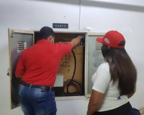 Cantv ofrece telefonía e Internet de alta velocidad con instalación de fibra óptica en Caracas