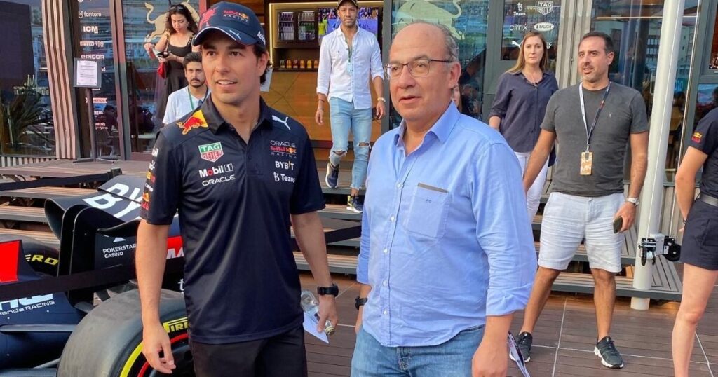 "Checo" Pérez jumps into the pool with Felipe Calderón to celebrate in Monaco