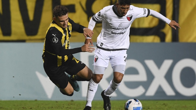 Colón fell to Peñarol in Montevideo but still came first in his group