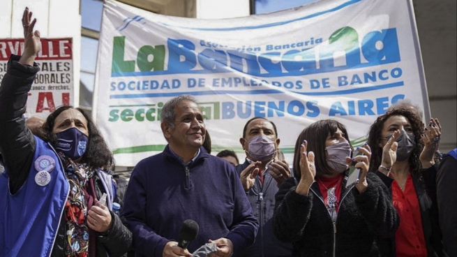 Cristina Fernández congratulated La Bancaría for its joint agreement