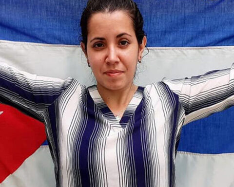 Cuban journalist Camila Acosta is fined a thousand pesos for reporting on 11J