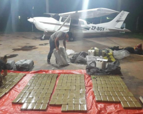 Deputies prevent drug planes from being shot down