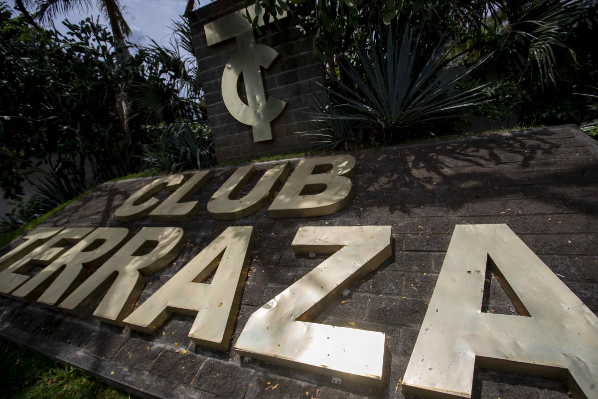 Dictatorship closes Club Terraza and three other clubs as an NGO