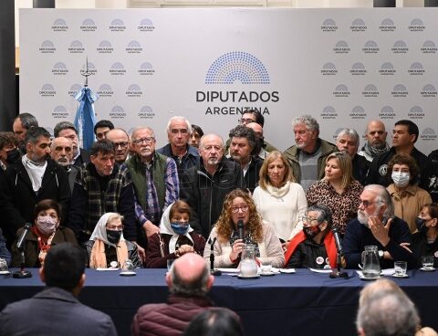 Different organizations will claim the Supreme Court "an independent justice"