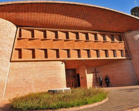 Director General of UNESCO delivered World Heritage certificate to the church of Atlantis