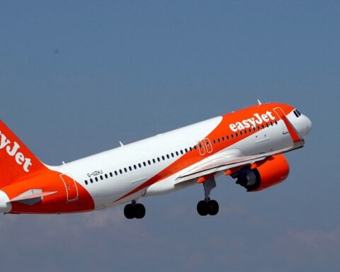 Easyjet reduces its losses and expects a boreal summer with flights at pre-pandemic levels