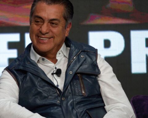 'El Bronco' re-enters the operating room due to complications from previous surgery