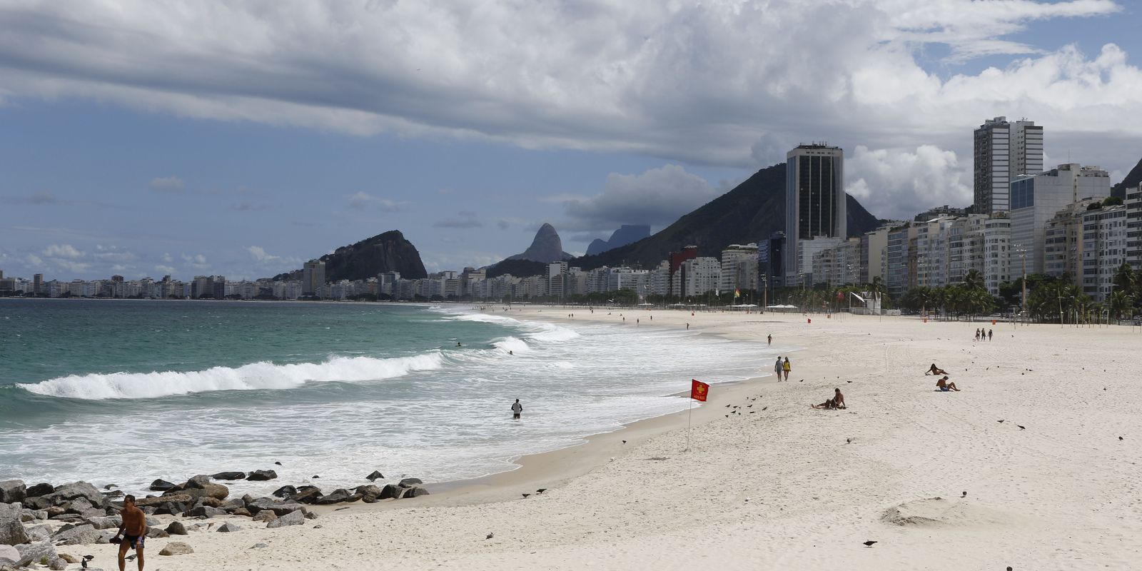 Entrepreneurs in Rio's service sector are optimistic, says survey