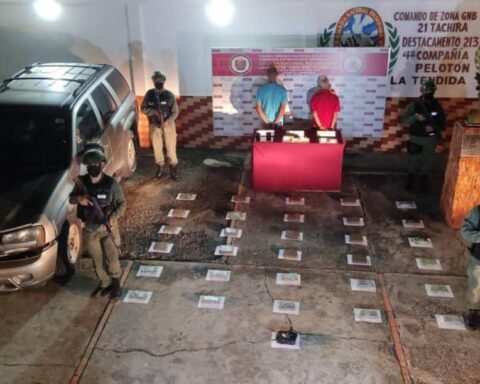 FANB seizes 31 panelas of drugs in Táchira