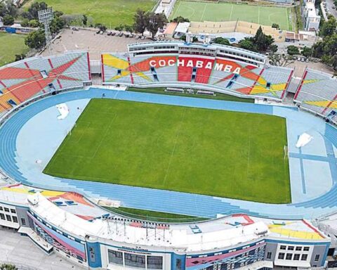 FC Universitario-Palmaflor (preview): minute by minute